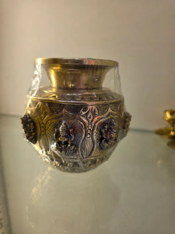 tulsi_all_in_one-BRASS_LOTA-idol
