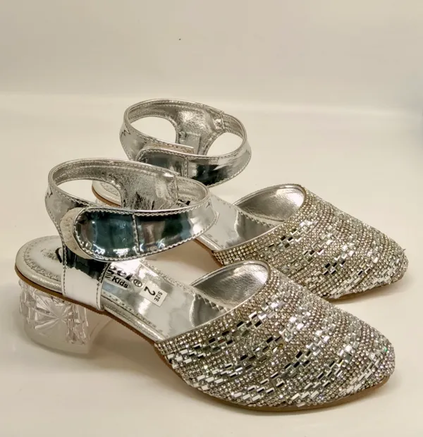 Silver_Embellished_Block_Heel_Sandals_for_Girls