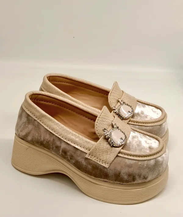 Beige_Textured_Platform_Loafers_for_Women