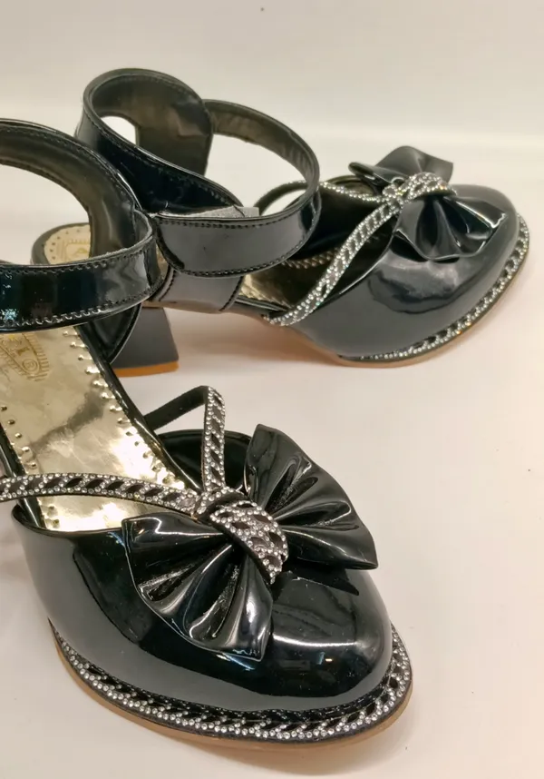 Black_Synthetic_Embellished_Sandals_for_Women