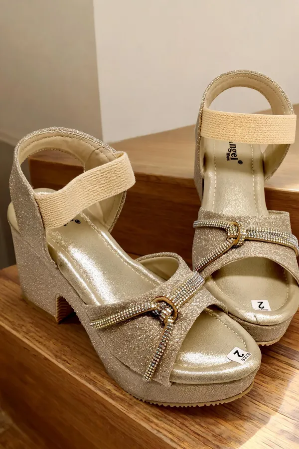Gold_Synthetic_Glitter_Wedge_Sandals_For_Girls