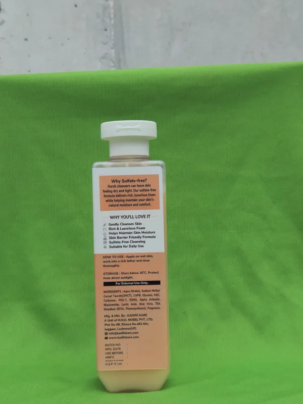 Kadife_D-Tan_Pearl_Body_Wash_With_Glycolic_Acid_And_Niacinamide