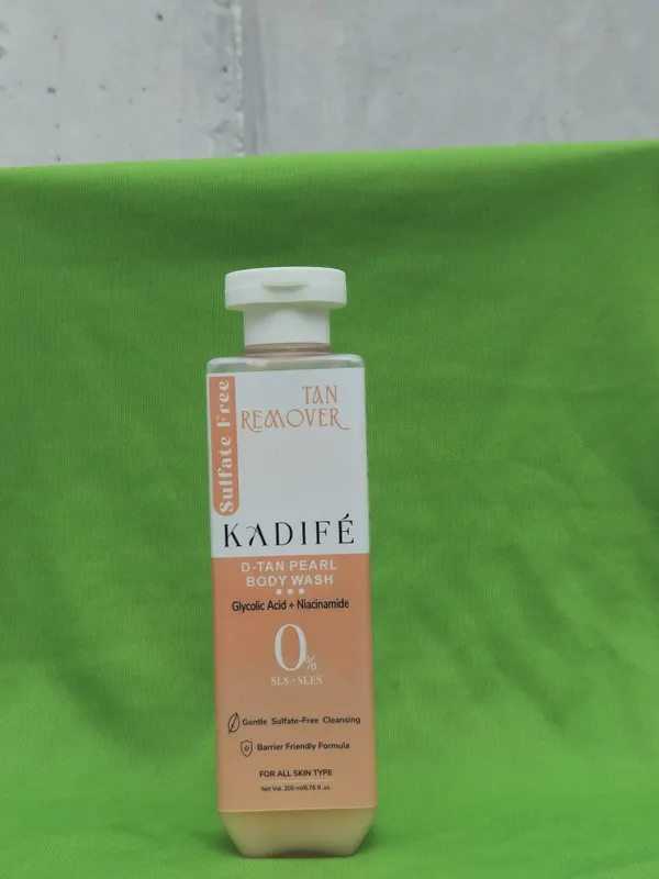 Kadife_D-Tan_Pearl_Body_Wash_With_Glycolic_Acid_And_Niacinamide