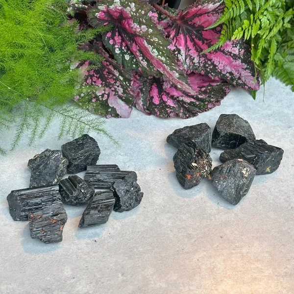 Black_Crystal_Tourmaline_Raw_Rough_Stone_Set_For_Unisex_Pack_Of_5