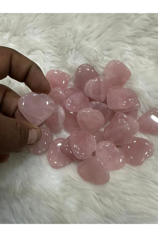 Pink_Crystal_Heart_Shaped_Pink_Rose_Quartz_Decorative_Piece_For_Unisex_Pack_Of_5