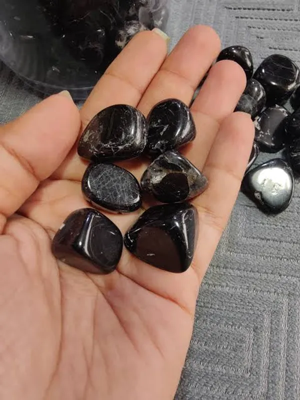 Black_Tourmaline_Polished_Tumbled_Stones