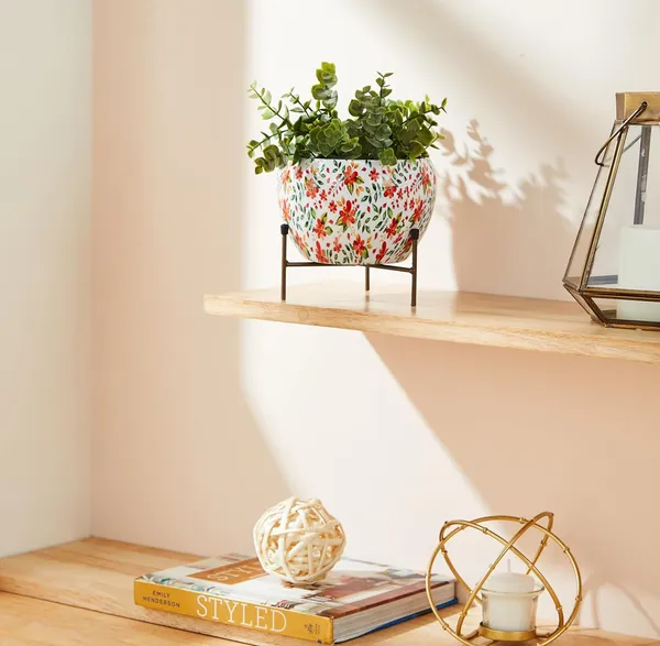 Metal_Floral_Print_Planter_Pot_With_Stand