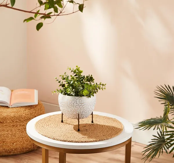 White_Abstract_Pattern_Plant_Pot_With_Stand