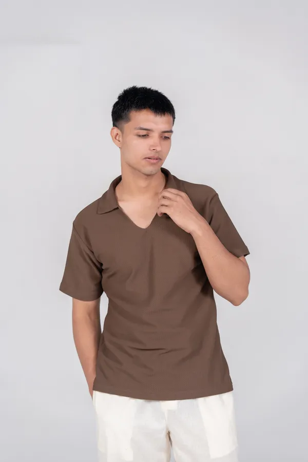 The_Easecode_V_Neck_Polo_Choco_Mousse