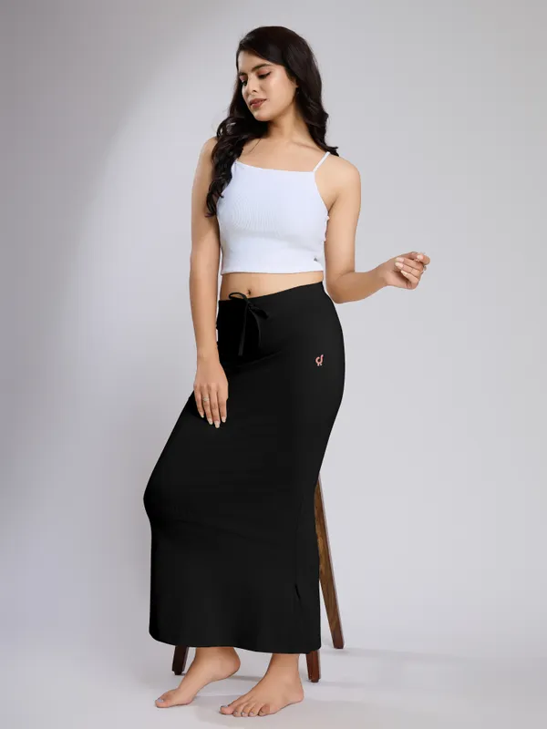 Black_Cotton_Saree_Shapewear_Petticoat_�_Stretchable_Mermaid_Fit,_Drawstring_Waist