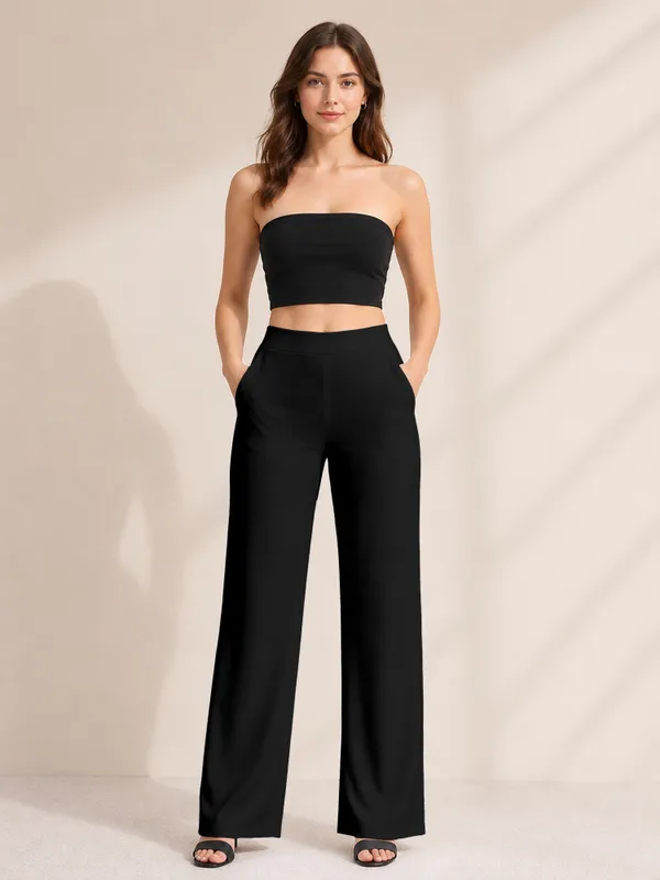 Black_Lightweight_Loose_Fit_Casual_Wear_Pants_Trousers_Trendy_Wear_for_Daily_Use