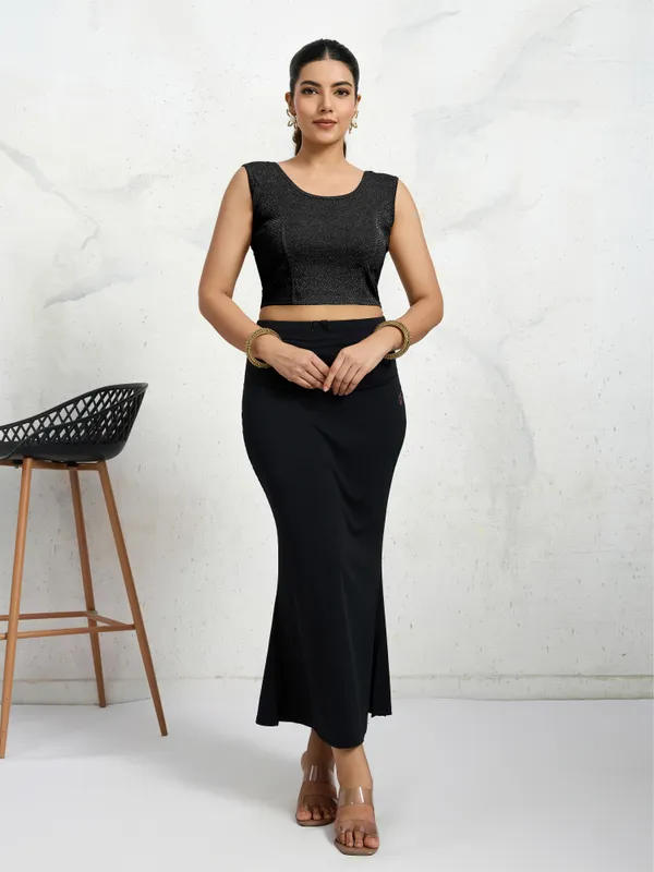 Black_Polyester_Elastane_Zari_Stretchable_Sleeveless_Ready_to_Wear_blouse_for_women