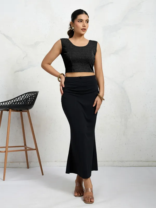 Black_Polyester_Elastane_Zari_Stretchable_Sleeveless_Ready_to_Wear_blouse_for_women