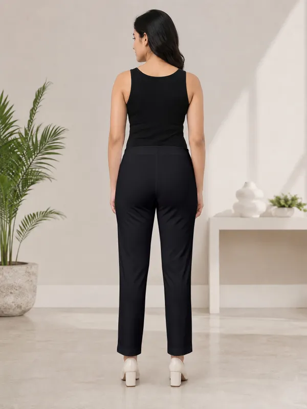 Black_Super_Cotton_Stretch_Pants_Full_Length_for_Women_Breathable