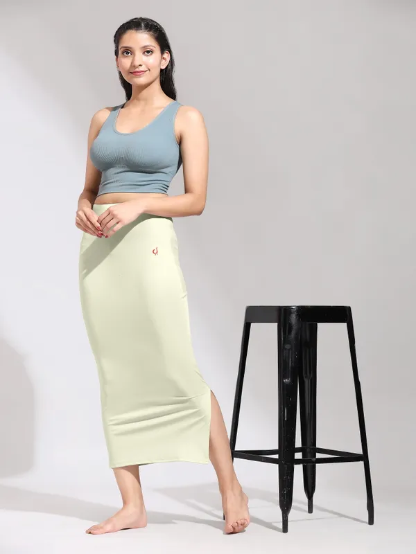 Butter_Polyester_Spandex_Stretchable_Straight_Saree_Shapewear_Petticoat_for_Women