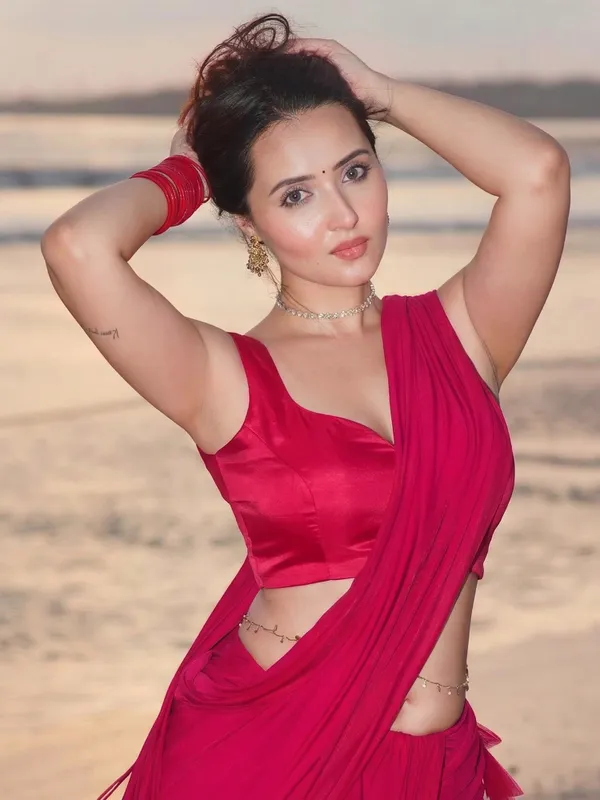 Pink_Fandy_Satin_Silk_Sleeveless_Blouse_Stylish_Saree_Blouse_Ready_To_Wear