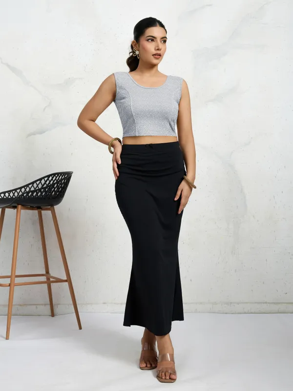 Silver_Polyester_Elastane_Zari_Stretchable_Sleeveless_Ready_to_Wear_blouse_for_women