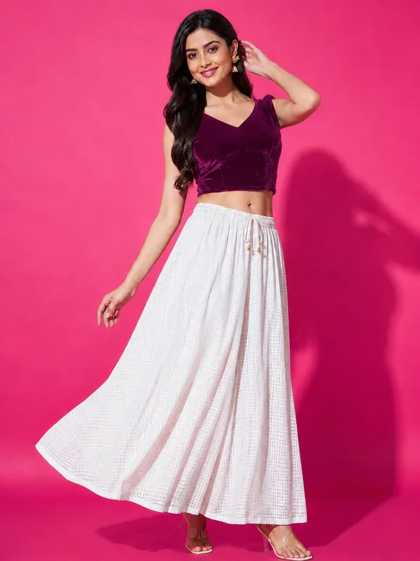 Wine_Velvet_Sleeveless_V-Neck_Readymade_Stylish_Saree_Blouse_Top