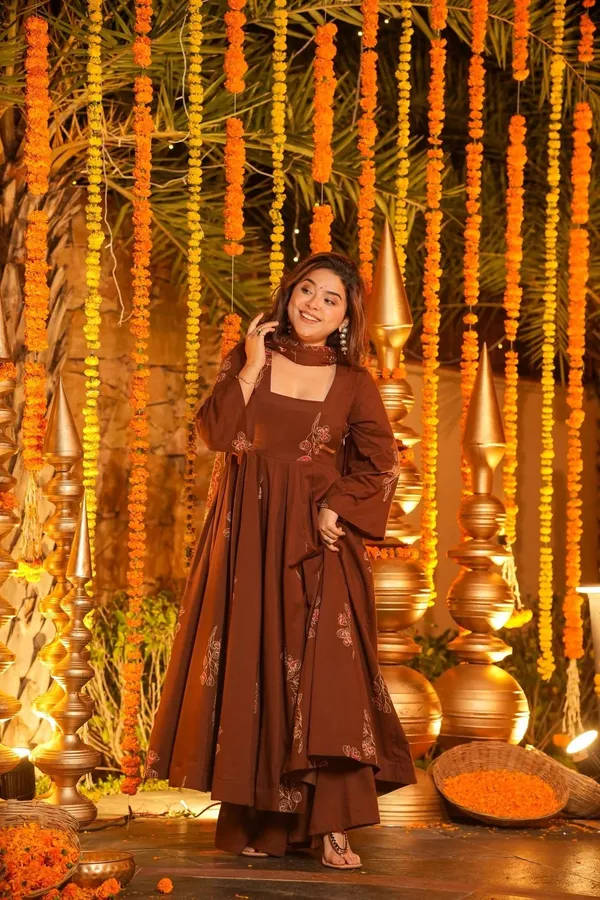 Brown_Cotton_Embroidered_Flared_Anarkali_Suit_Set_For_Women