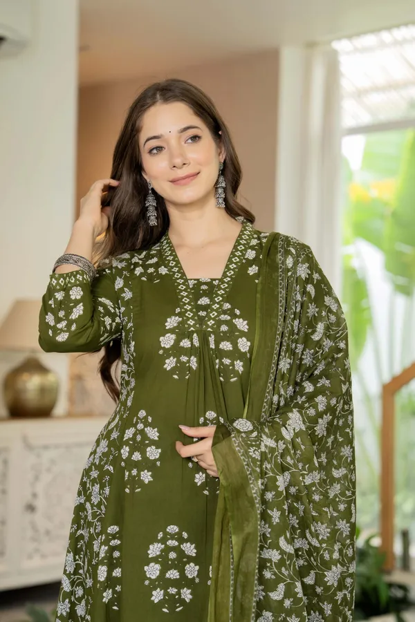 Olive_Green_Cotton_Floral_Print_Kurta_Set_With_Dupatta_For_Women
