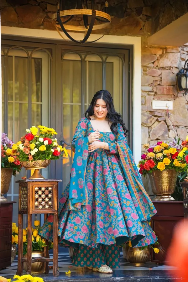 Blue_Cotton_Floral_Print_Flared_Anarkali_Suit_Set_For_Women