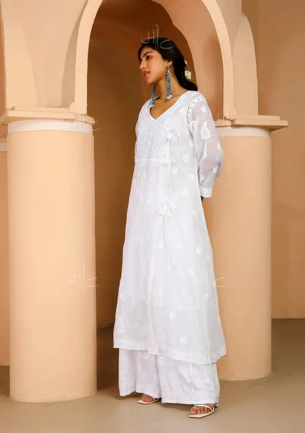 White_Cotton_Embroidered_Straight_Kurta_For_Women