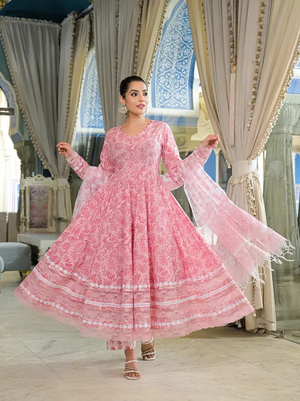 Pink_Cotton_Flared_Floral_Print_Anarkali_Suit_Set_For_Women