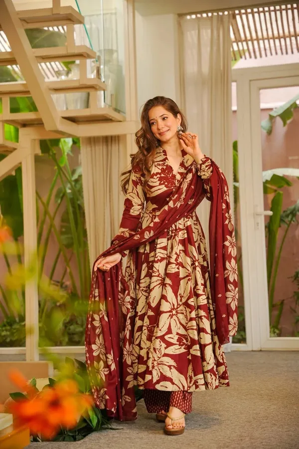 Maroon_Cotton_Flared_Anarkali_Suit_Set_For_Women