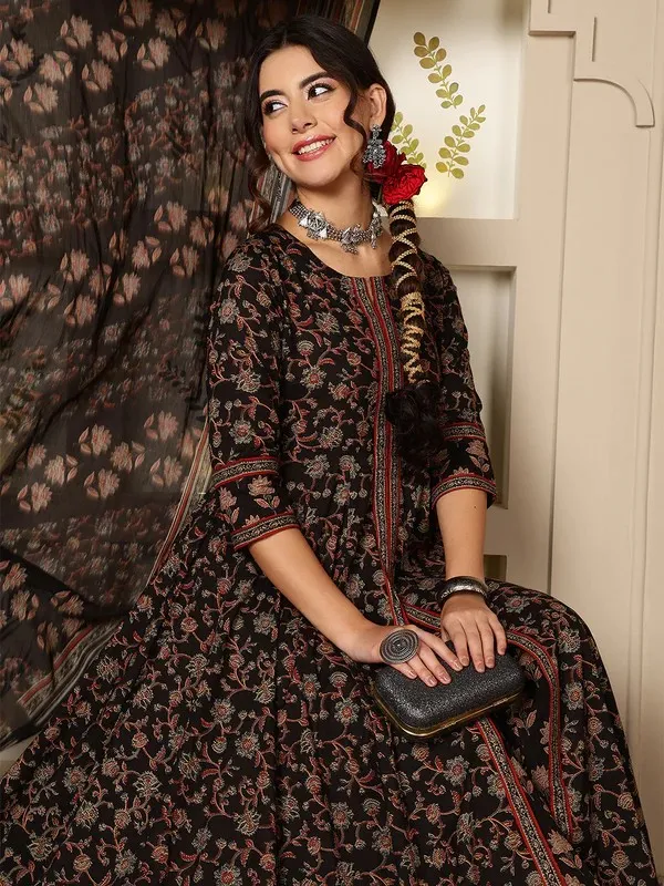 Black_Cotton_Floral_Print_Flared_Anarkali_Kurta_For_Women