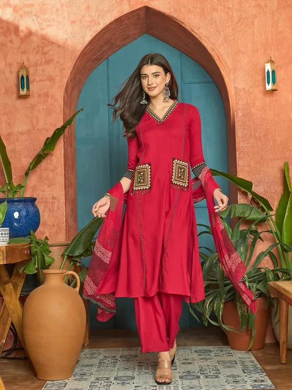 Red_Cotton_Flared_Anarkali_Kurta_Set_For_Women