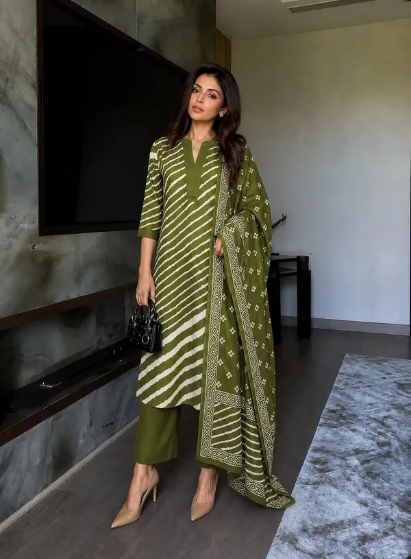 Olive_Green_Cotton_Straight_Printed_Kurta_Set_For_Women