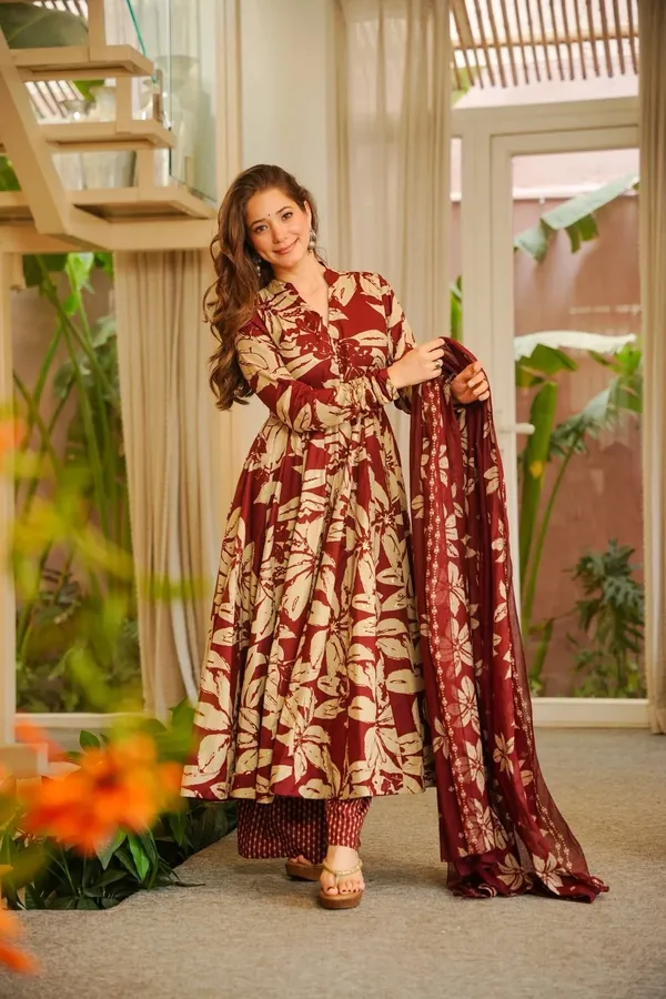 Maroon_Cotton_Flared_Anarkali_Suit_Set_For_Women