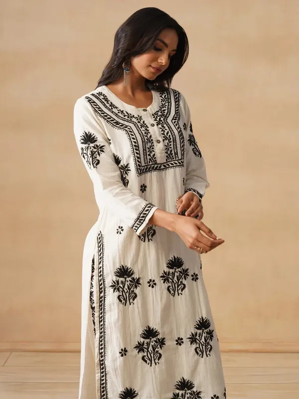 White_Cotton_Straight_Floral_Print_Kurta_Set_For_Women