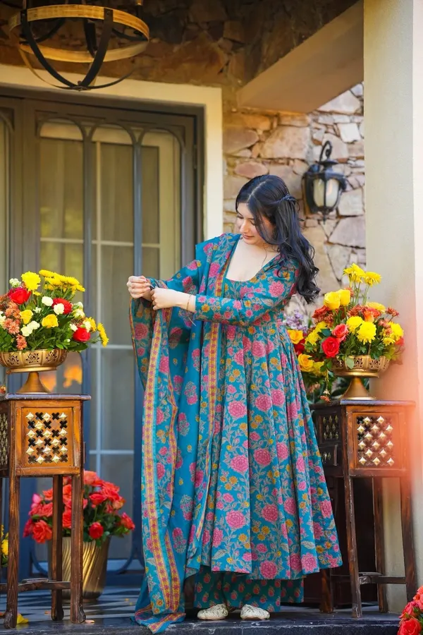 Blue_Cotton_Floral_Print_Flared_Anarkali_Suit_Set_For_Women