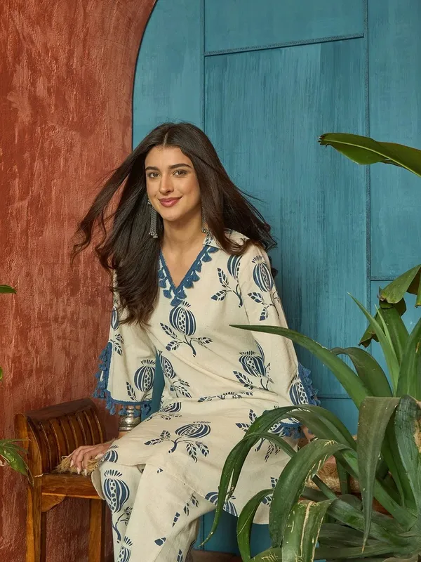 Cream_Cotton_Straight_Printed_Kurta_Set_For_Women