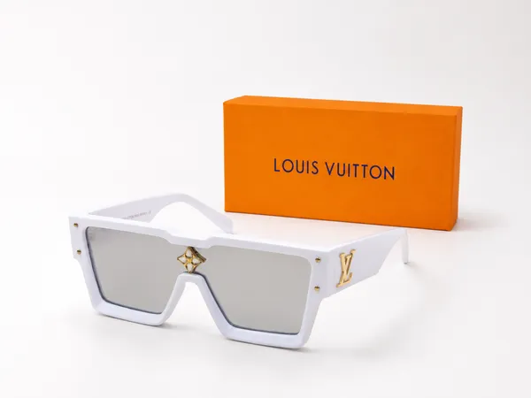 White_Rectangular_Frame_Sunglasses_For_Men