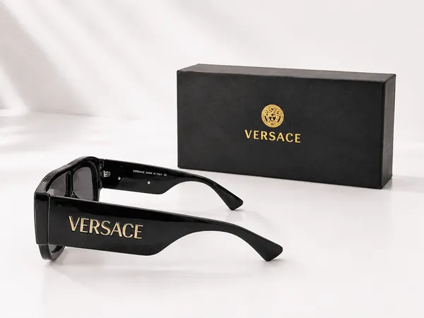 Black_Rectangular_Frame_Sunglasses_For_Men