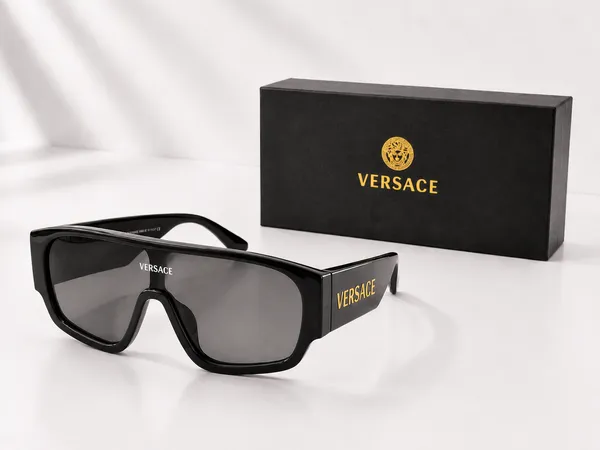Black_Rectangular_Frame_Sunglasses_For_Men