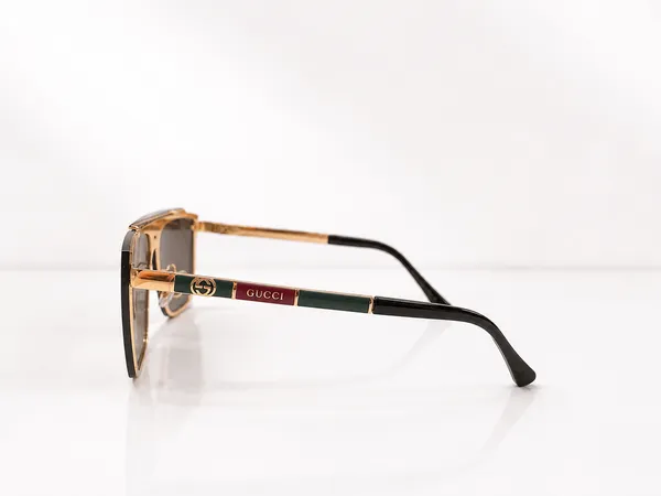 Black_Rectangular_Frame_Sunglasses_For_Men