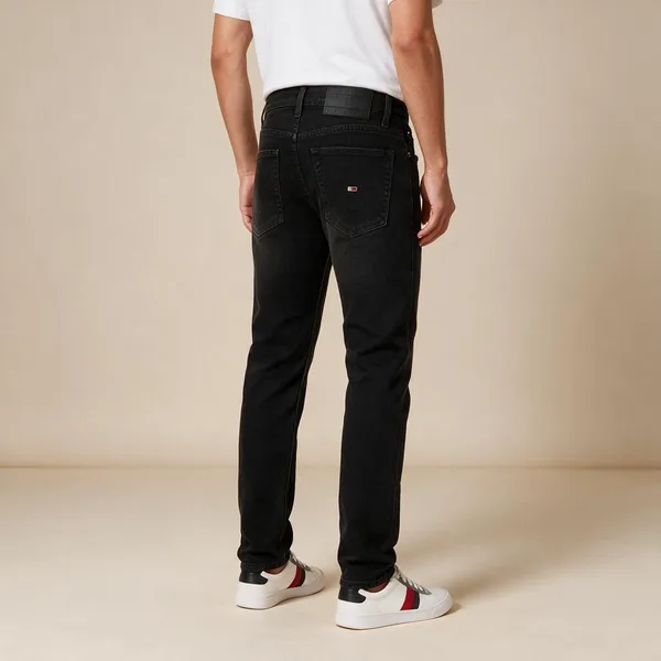 Tommy_Hilfiger_Jeans