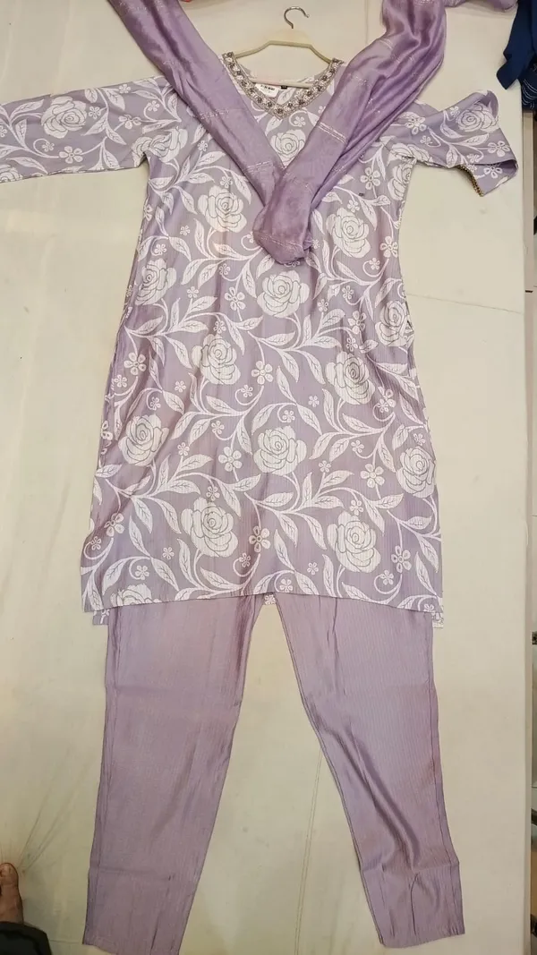 Lavender_Floral_Print_Straight_Suit_Set_for_Women
