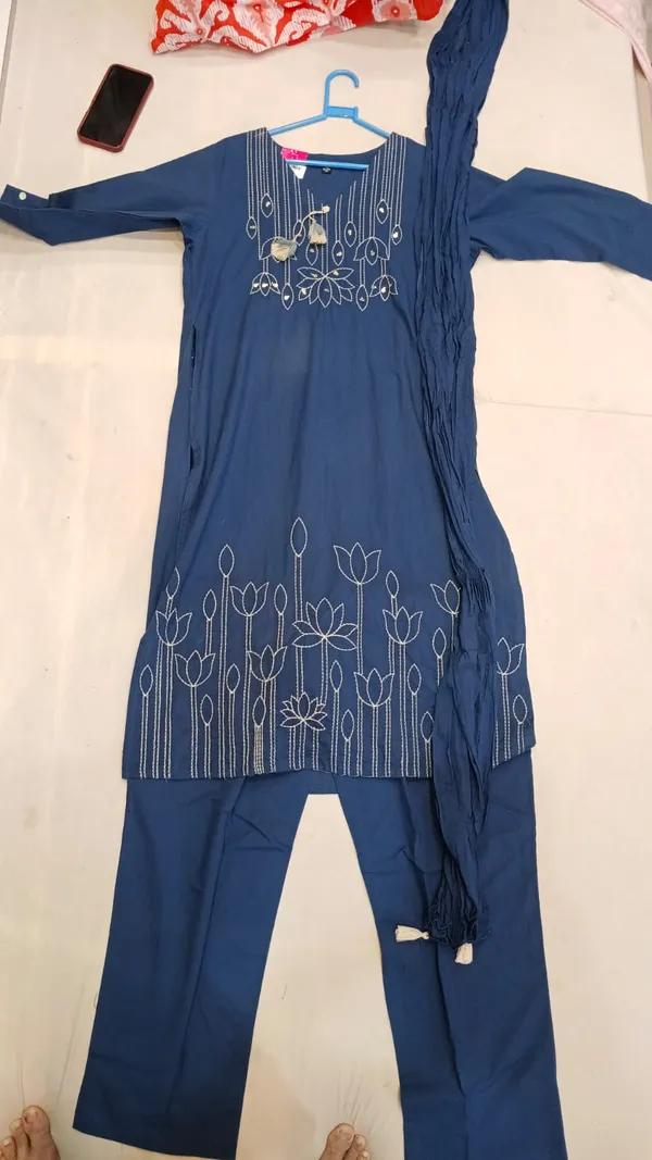 Blue_Embroidered_Kurta_Set_for_Women