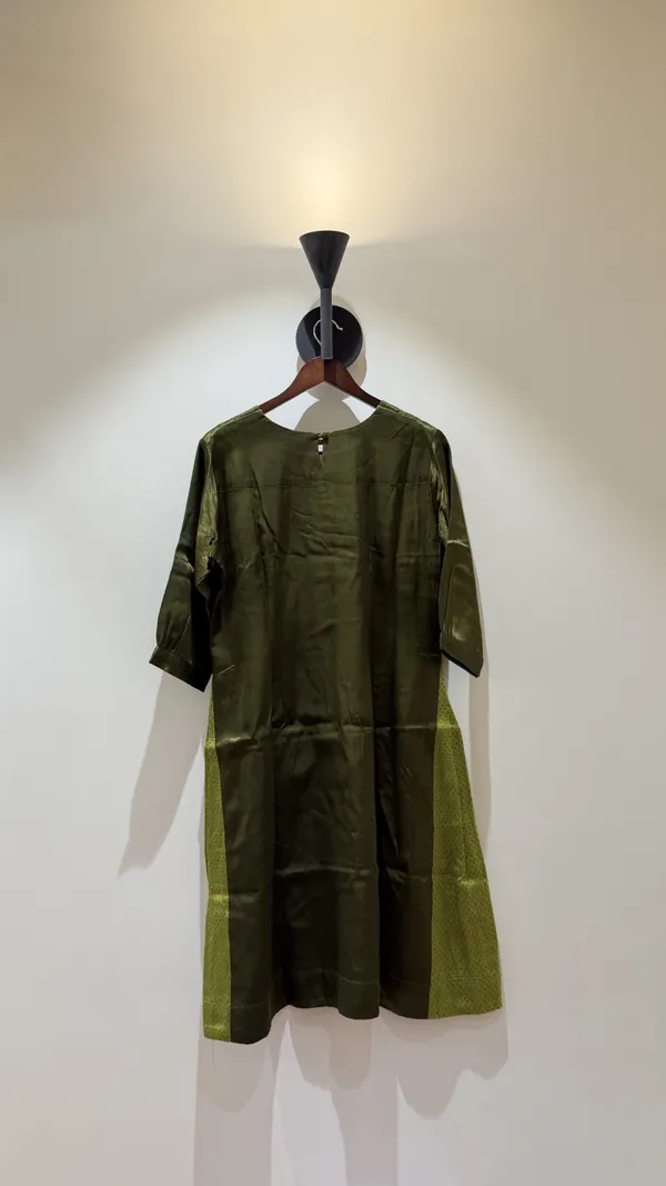 Olive_Green_Gajji_Silk_Straight_Kurta_For_Women