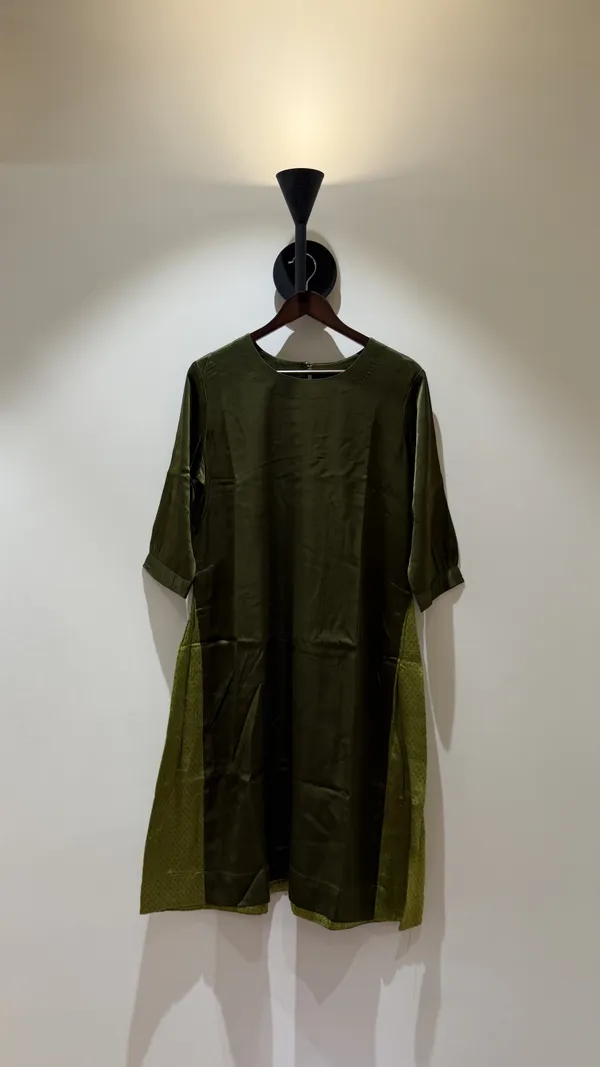 Olive_Green_Gajji_Silk_Straight_Kurta_For_Women