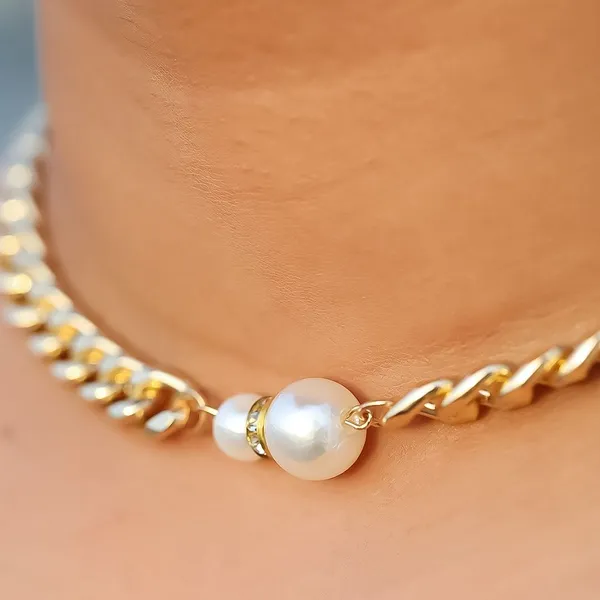Vintage_Smooth_Cuban_Chains_With_Gothic_Round_Pearl_Pendant_Choker_Necklace_Default_Title