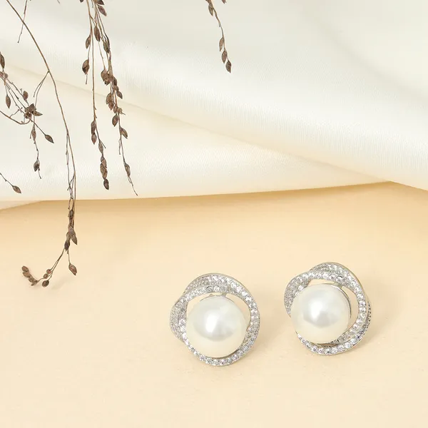 Cubic_Zirconia_Pearl_Studs_Silver