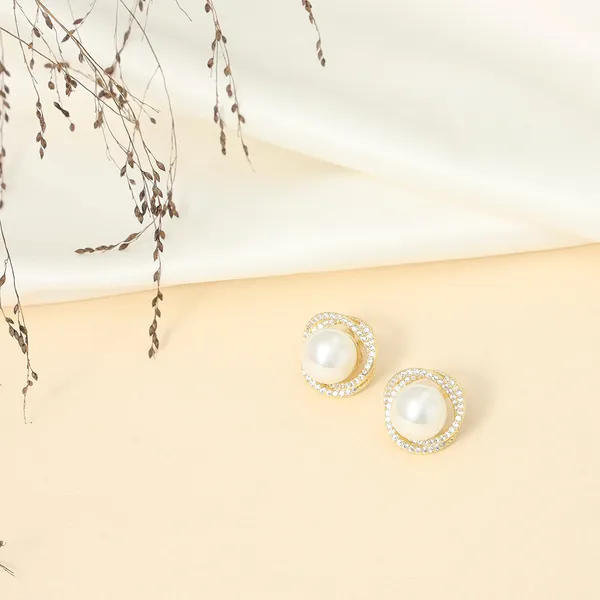 Cubic_Zirconia_Pearl_Studs_Silver