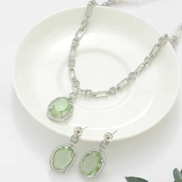 Dazzlechain_Gem_Necklace_Set_Emerald_Green