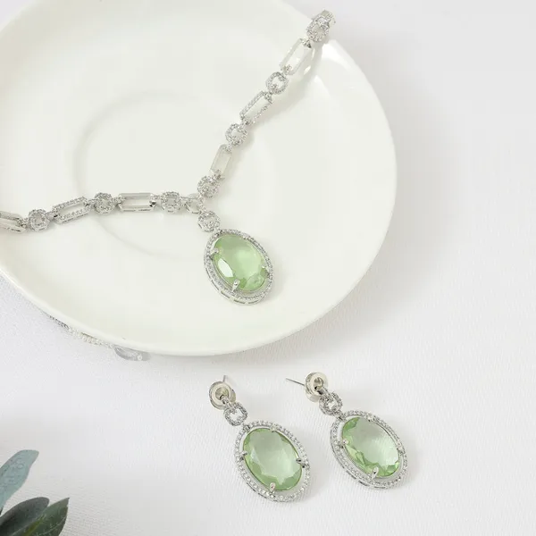 Dazzlechain_Gem_Necklace_Set_Emerald_Green