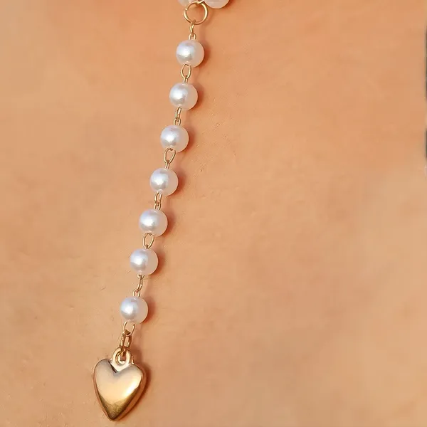 Vintage_Pearl_Necklace_With_Heart_Pendant_Default_Title